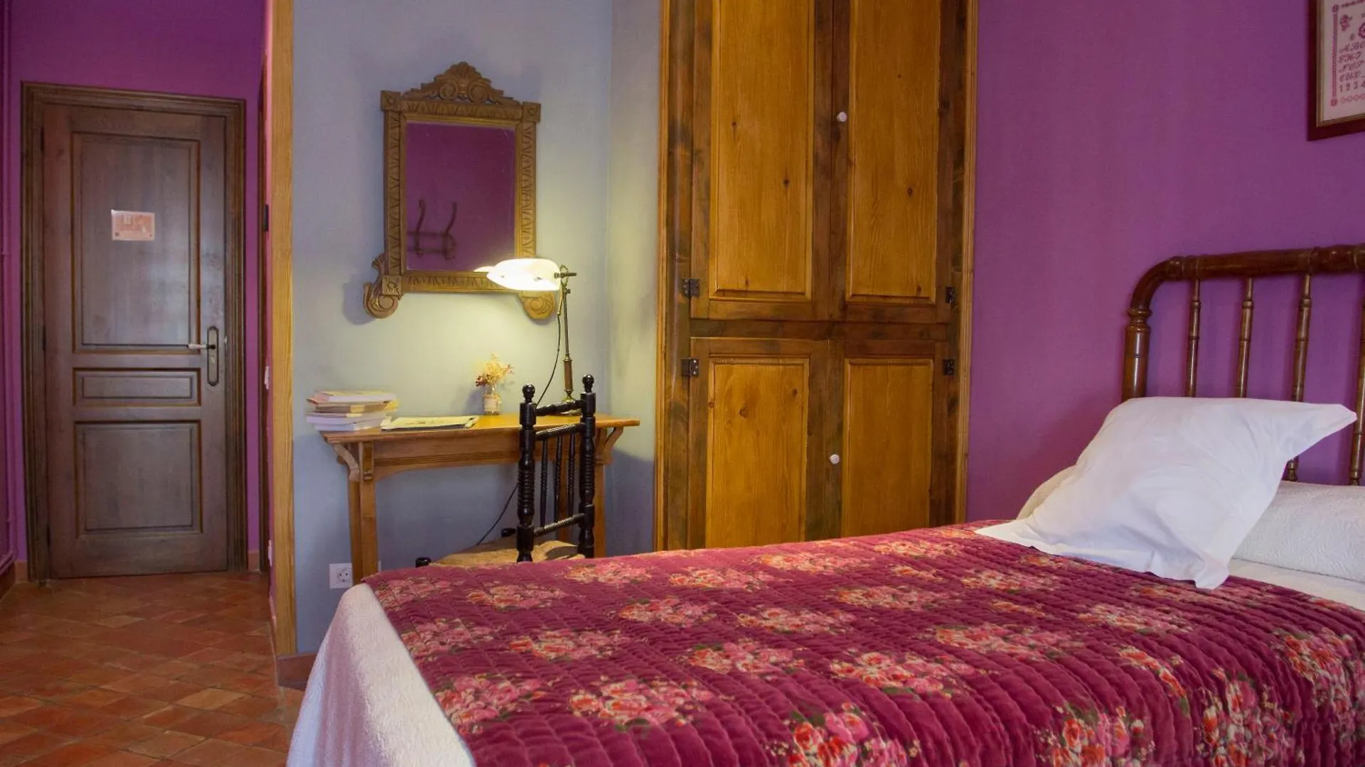Casa Leonardo Guest House Senterada