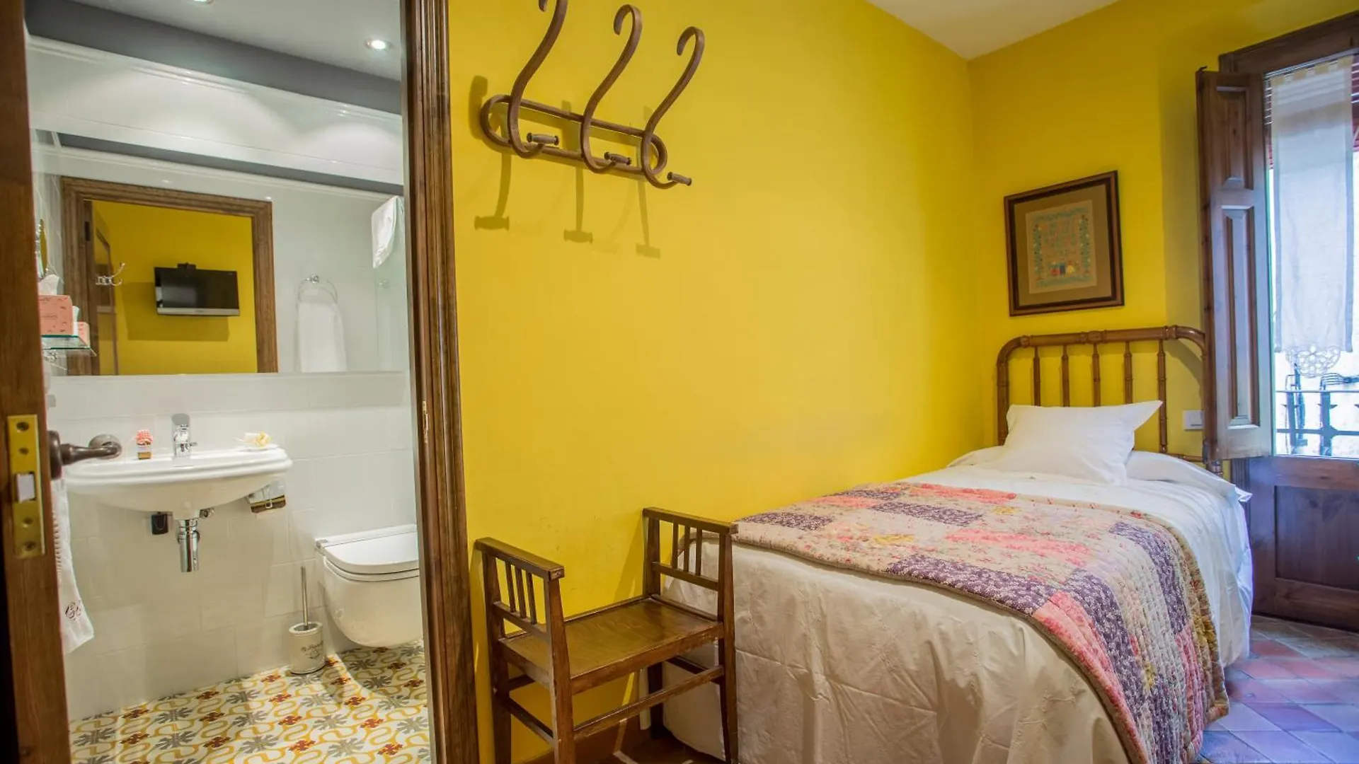 Country house Casa Leonardo Guest House Senterada