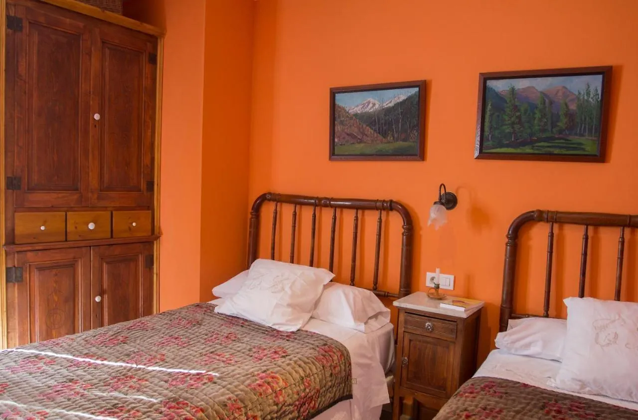 Casa Leonardo Guest House Senterada Country house