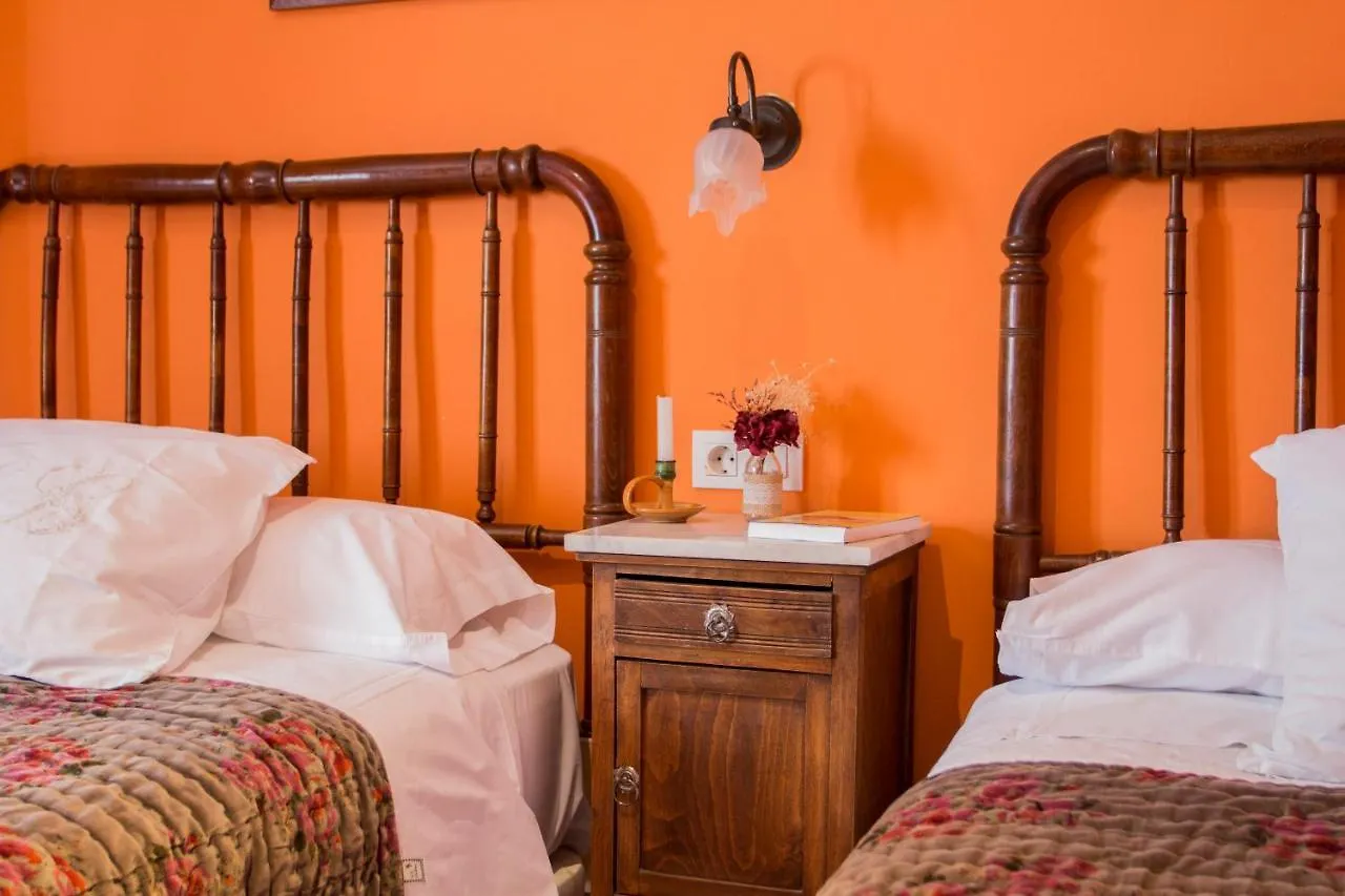 Casa Leonardo Guest House Senterada 0*,  Spain